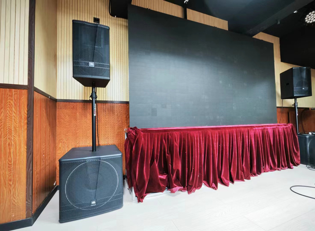 JBL CV3015/CV3018S 商務會議音箱，酒樓餐廳音樂播放、舞臺表演、多功能廳、報告廳專業(yè)擴聲應用